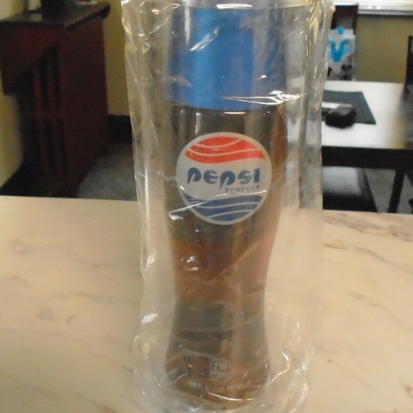 Pepsi Perfect. Back to the Future. - Picture 1 of 2